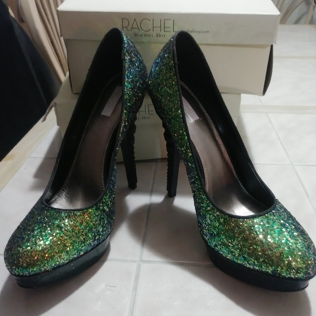Stunning Rachel Roy Mermaid Green Glittery Heels!